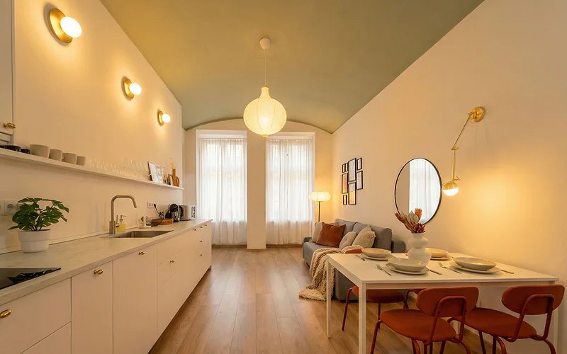 Emora - Bright Apartment in Prague Center