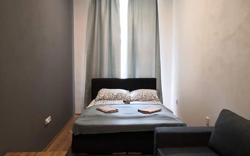 Studio apartment photo 3