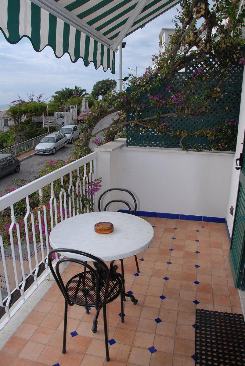 Hotel Bellevue Suite photo 2