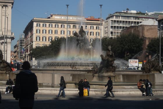 Fontana delle Naiadi photo 2