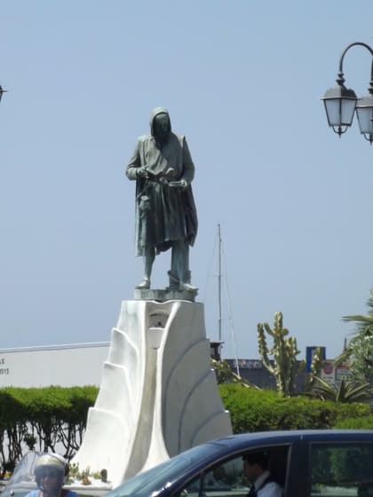 Piazza Flavio Gioia photo 2