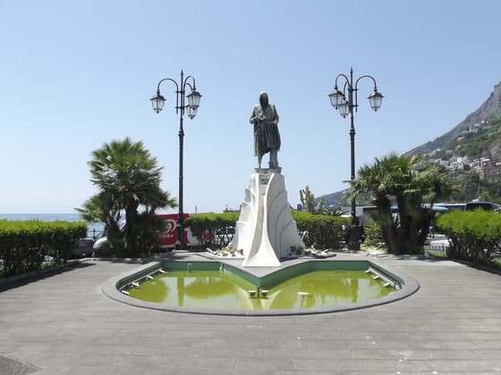 Amalfi in a day photo 2