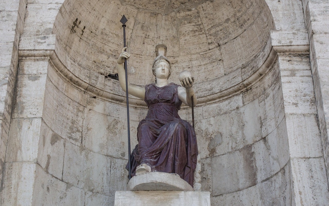 Hotels near Fontana della Dea Roma