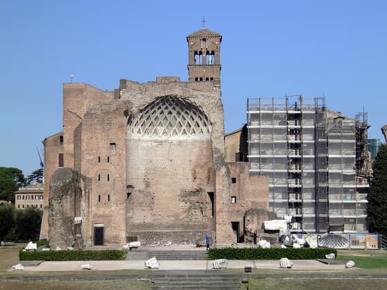 Temple of Venus and Roma photo 3