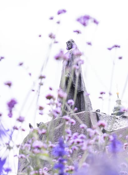 Jan Hus Monument photo 3