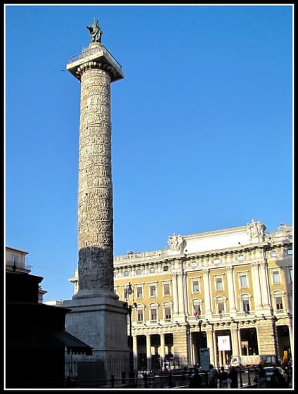 Piazza Colonna photo 3