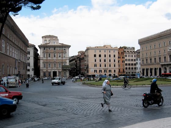 Via Del Corso photo 3