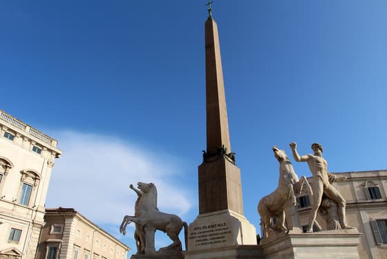Fontana Dei Dioscuri photo 3