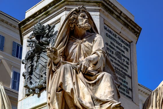 Statua di Giulio Cesare photo 2