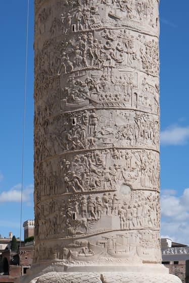 Colonna Traiana photo 2
