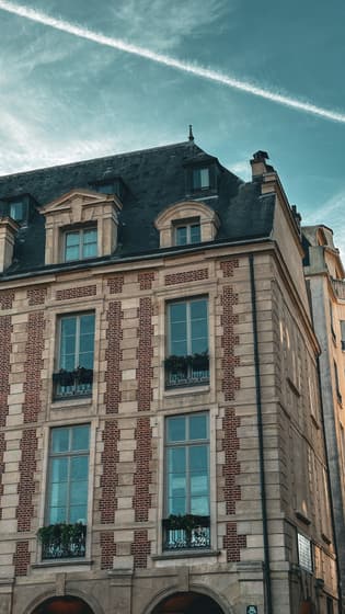 Place des Vosges photo 3