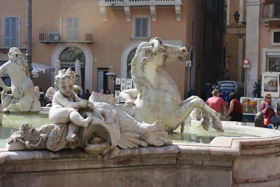 Fountain of Neptune photo 2