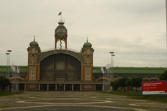 Prumyslovy palac photo 3
