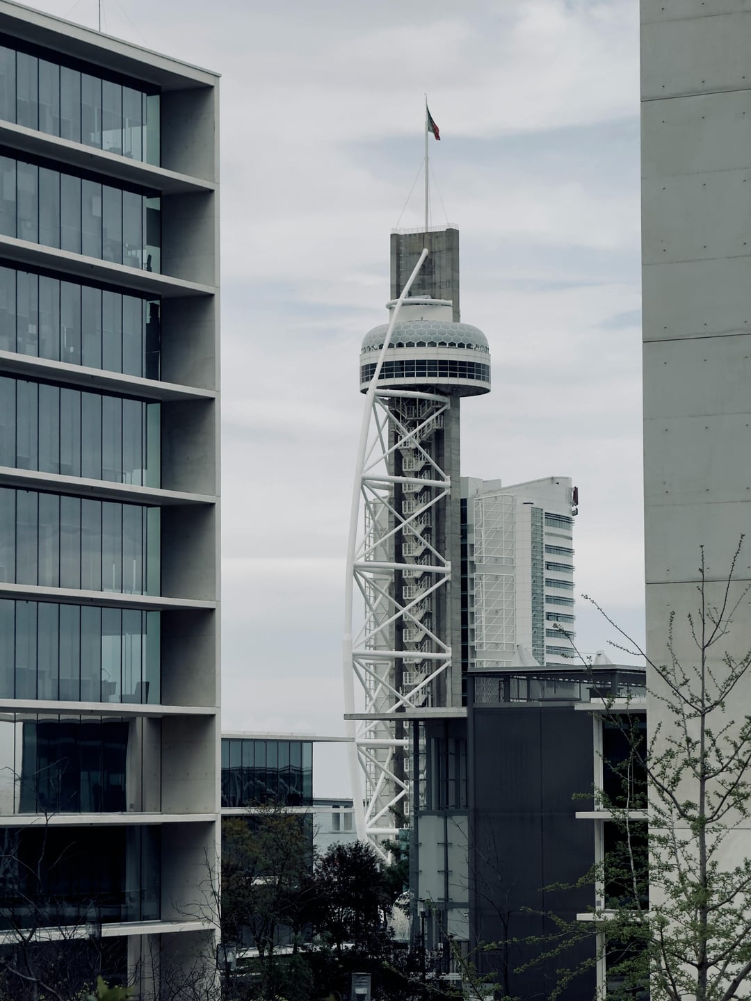 Hotels near Vasco da Gama Tower BABYLON 3600