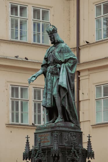 Karel IV. Monument photo 2