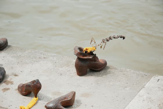 Shoes on the Danube Bank photo 2