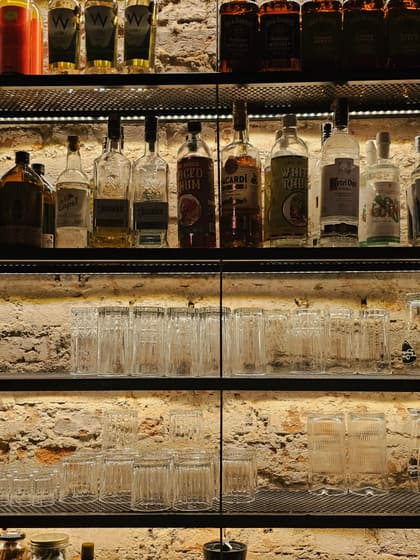 GIN LOVERS BAR & RESTAURANT photo 3