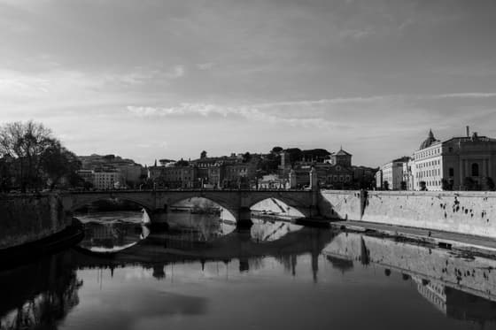 Piazza Tevere photo 2
