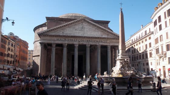 Fontana del Pantheon photo 3