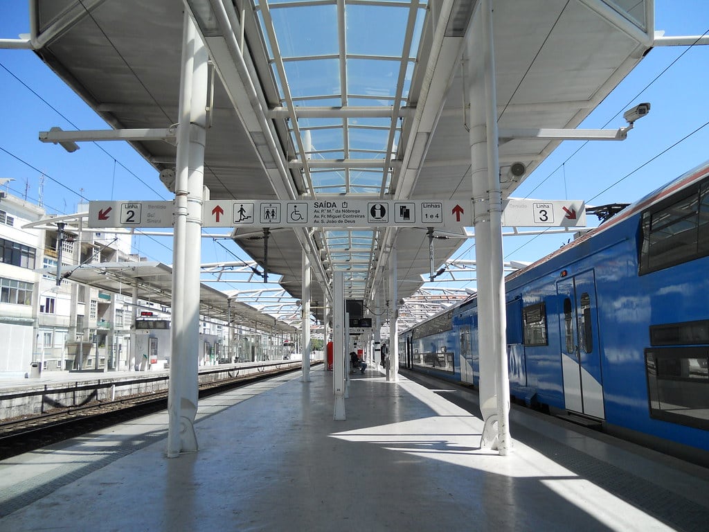 Hotels and streets in Areeiro, Lisboa
